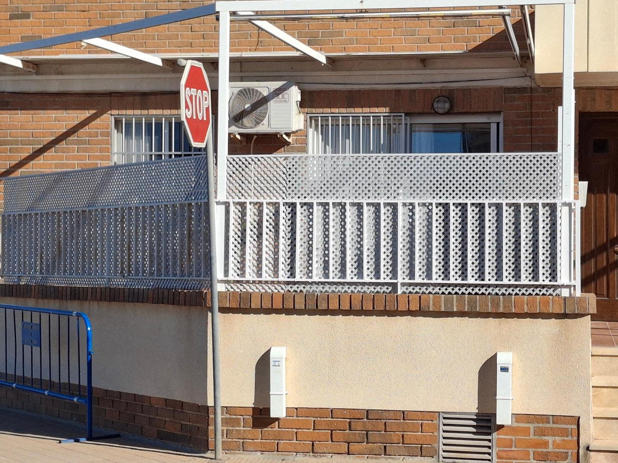 Appartement Proche Mer Avec Piscine Santiago De La Ribera Exterior foto